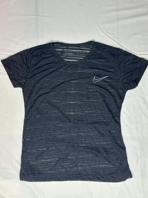 Remera Nike de Polyester Deportivo Traslucida