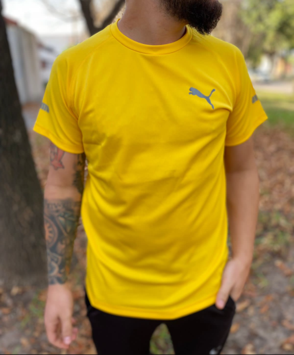 Remera Puma de Polyester Deportiva Amarilla